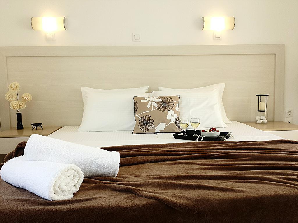 Crown Apartments Kalyves Pokoj fotografie